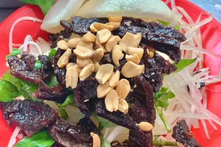 Review Quán Ăn Hưng Thịnh: Gỏi Bò Khô & Tàu Hủ Đá 14 Hàn Thuyên, Nha Trang