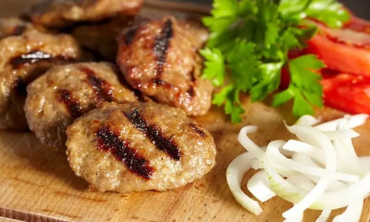 Hướng Dẫn Chi Tiết Cách Làm Chả Nướng Bằng Nồi Chiên Không Dầu Hướng Dẫn Chi Tiết Cách Làm Chả Nướng Bằng Nồi Chiên Không Dầu