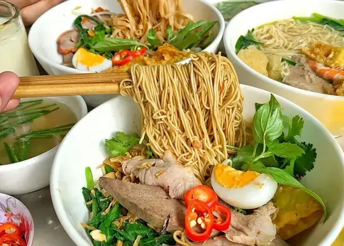 Quán Mì Vằn Thắn Sủi Cảo Huyền Thắng
