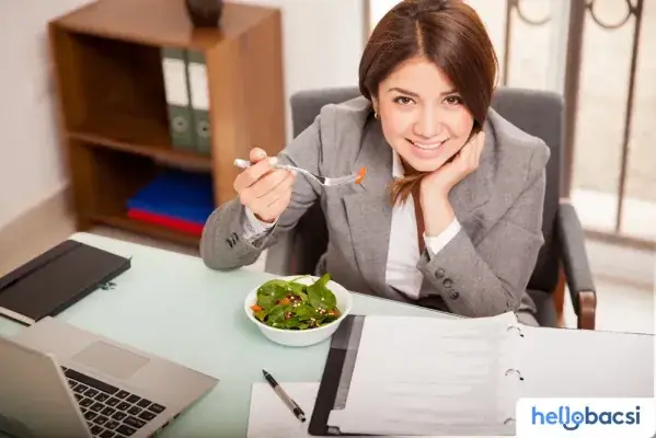 Thực Đơn Giảm Cân Đơn Giản: 7 Món Nhanh Cho Người Bận Rộn Thực Đơn Giảm Cân Đơn Giản: 7 Món Nhanh Cho Người Bận Rộn
