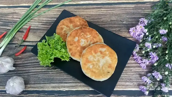 Hướng Dẫn Chi Tiết Cách Làm Bánh Bột Mì Chiên Nhân Thịt Giòn Rụm Tại Nhà