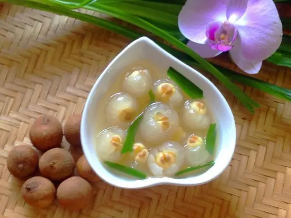 Cách Nấu Chè Hạt Sen Ngon, Mềm Nhừ Không Sượng Cách Nấu Chè Hạt Sen Ngon, Mềm Nhừ Không Sượng