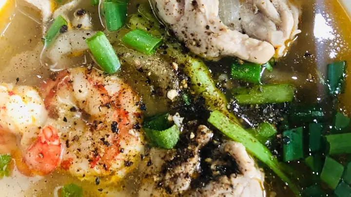 Cách Nấu Bánh Canh Bột Lọc Huế Tôm Thịt Chuẩn Vị Cố Đô Từ A Đến Z