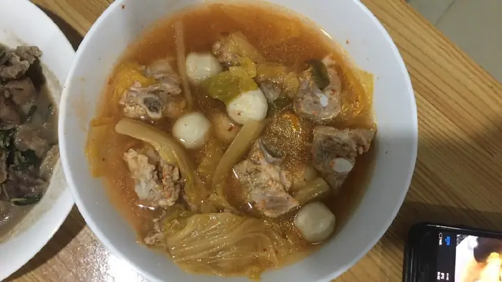 Cách Làm Canh Kim Chi Sườn Heo Hàn Quốc Chuẩn Vị Tại Nhà