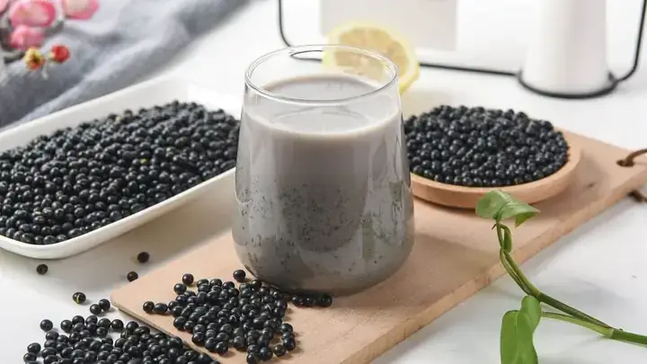 Cách Nấu Sữa Đậu Đen Óc Chó Thơm Ngon, Béo Ngậy Chuẩn Vị Tại Nhà Cách Nấu Sữa Đậu Đen Óc Chó Thơm Ngon, Béo Ngậy Chuẩn Vị Tại Nhà