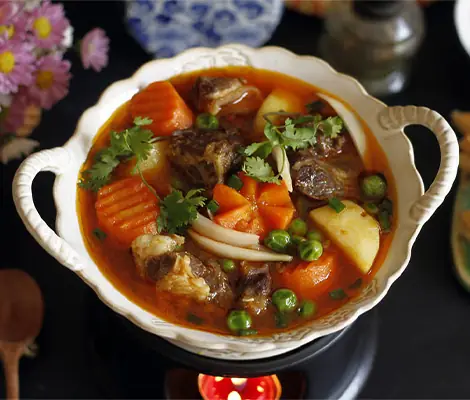 Cách Nấu Lagus Bò Đậm Đà: 3 Công Thức Nước Dừa, Sữa Tươi & Đậu Bùi Cách Nấu Lagus Bò Đậm Đà: 3 Công Thức Nước Dừa, Sữa Tươi & Đậu Bùi