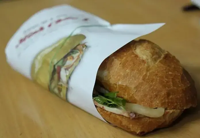Hướng Dẫn Chi Tiết Cách Ủ Bánh Mì Nóng Giòn Chuẩn Chuyên Gia