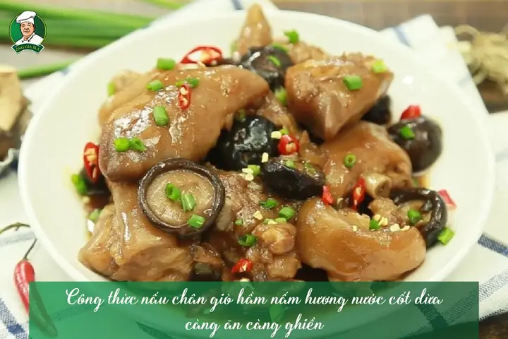 Chân Giò Hầm Nước Cốt Dừa: Bí Quyết Thịt Mềm Thấm Vị, Béo Ngậy Đậm Đà Chân Giò Hầm Nước Cốt Dừa: Bí Quyết Thịt Mềm Thấm Vị, Béo Ngậy Đậm Đà