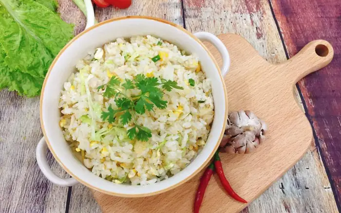 Cơm Chiên Cá Mặn Chuẩn Vị: Bí Quyết Chọn Loại Cá Và Cách Làm Đúng Cách Cơm Chiên Cá Mặn Chuẩn Vị: Bí Quyết Chọn Loại Cá Và Cách Làm Đúng Cách
