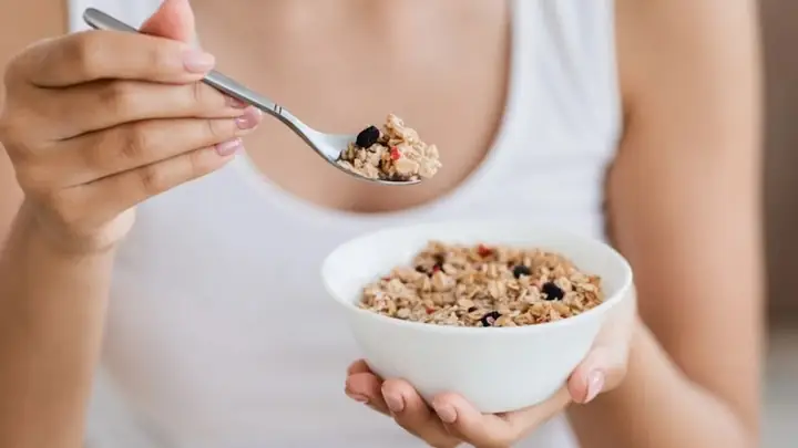 Hạt Ngũ Cốc Giảm Cân: Hướng Dẫn Toàn Diện Từ Chọn Loại Đến Công Thức Hạt Ngũ Cốc Giảm Cân: Hướng Dẫn Toàn Diện Từ Chọn Loại Đến Công Thức