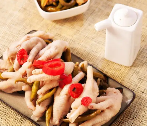 Cách Làm Chân Gà Ngâm Giấm Giòn Rụm, Thơm Ngon Chuẩn Vị