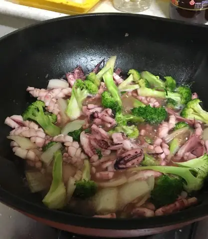 Mực Ống Xào Súp Lơ Mực Ống Xào Súp Lơ