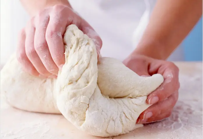 Nhào Bột Nếp Đúng Cách: Tất Tần Tật Về Nhiệt Đước Nước Và Kỹ Thuật