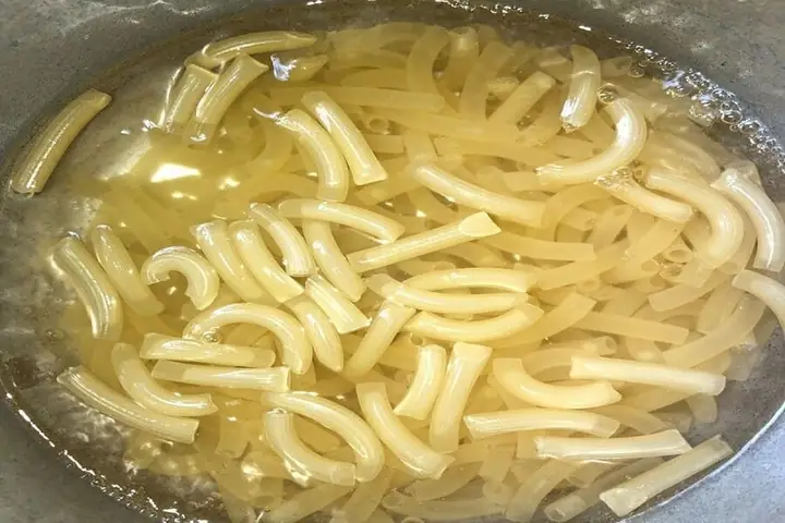 Nui Luộc Bao Nhiêu Calo? Bí Quyết Ăn Không Béo Nui Luộc Bao Nhiêu Calo? Bí Quyết Ăn Không Béo