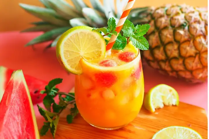 Nước Ép Dưa Hấu Và Thơm Nước Ép Dưa Hấu Và Thơm