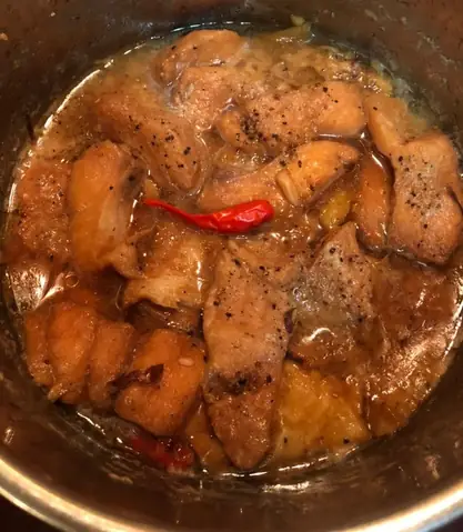 Phi Lê Cá Basa Kho