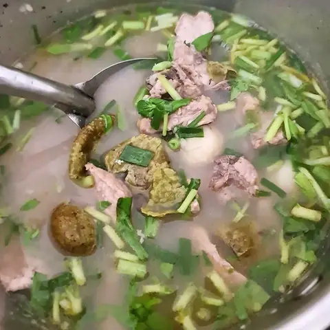 Sườn Om Sấu Khoai Sọ