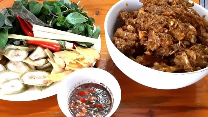 Thịt Thỏ Nấu Riềng Mẻ Thịt Thỏ Nấu Riềng Mẻ